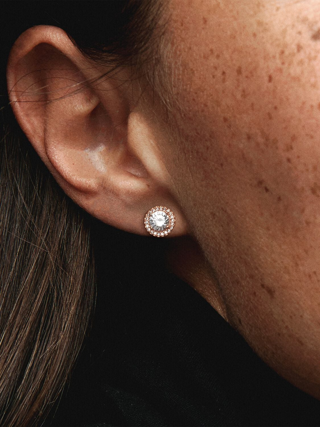 Pandora Round Sparkle Halo Stud Earrings